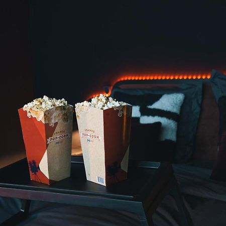 Cinema Room L'Unique Experience By Noma Saint-Etienne  Buitenkant foto